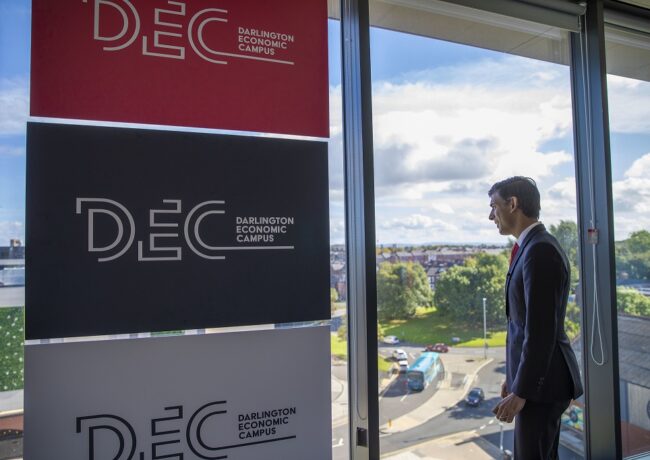 Darlington Economic Campus with Rishi Sunak, HM Treasury, c HM Treasury via CC BY NC ND . bit.ly SLASH heHCq