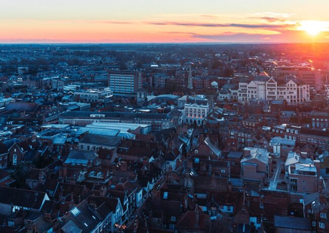 York at sunset, c Jeffrey Zhang on Unsplash